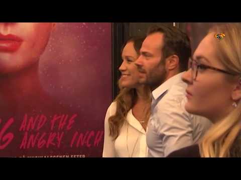 David Hellenius och Renée Nyberg säljer miljonvillan