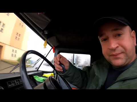 Montowanie popielniczek - Żuk