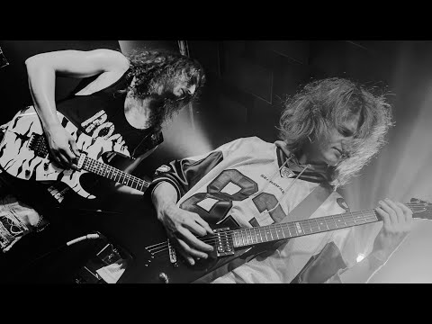 Tassack - Zimny Chirurg ft. Filip .bHP - 10-cio Lecie (OFFICIAL LIVE VIDEO)