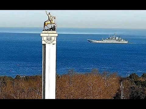 ВМФ России Большие десантные корабли Цезарь Куников и Азов Жизнь в движении - туда сюда обратно :)