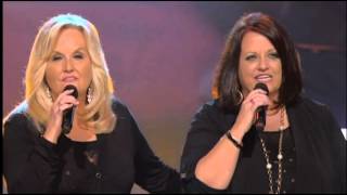 Karen Peck & New River -Joy Has Come To The World