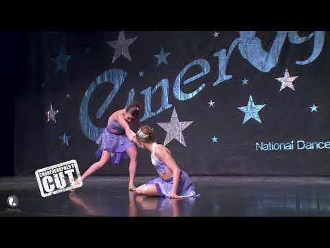 Dance Moms - Choreographer's Cut - Walking Through The Storm (S5, E12)