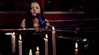 What Child Is This (Greensleeves) - Allison Crowe live w. lyrics