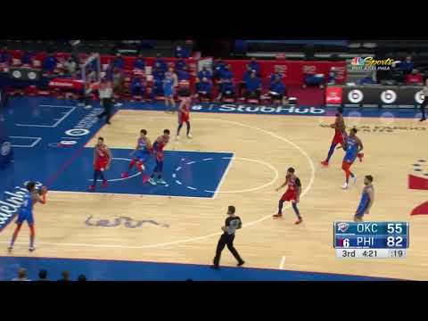 "Ben Simmons swats Charles Brown Jr's 3- point shots into stands"😤💪🏽Thunder vs 76ers.