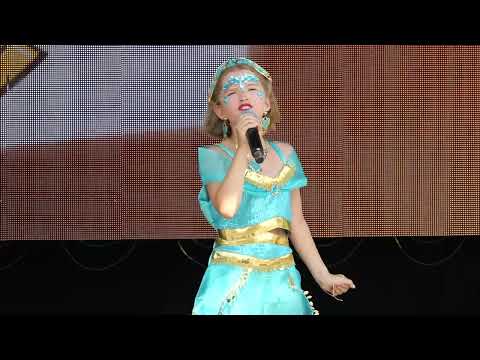 Maria Elizabeth Popova, 8 years old singing Speechless from the Aladin movie