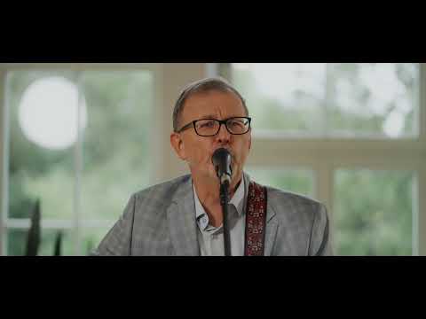 Lauku Muzikanti   Dzīvīte vējainā (oficiālais videoklips)