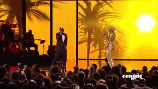 Soul Train Awards 2014 - Tamar Braxton and Joe Performance