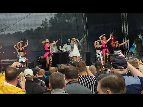 Caater feat Mari Liis  -  Mis tegema nüüd pean