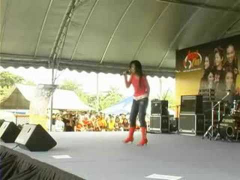 Hot FM : Sheila Abdul - Mungkinkah