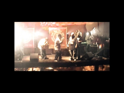 Fucking Clan - Quién Se Va a Reir (en vivo)