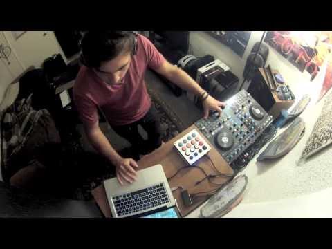 EXENTRIA - Mix #13: UK Happy Hardcore / One DNB Track