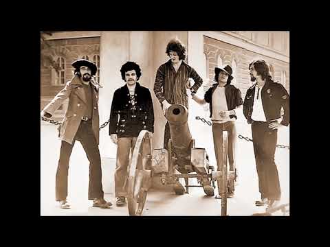 Romanya'nın Üç Hürel'i Phoenix (1974, muzica şi muzichia/Lasa Lasa 2)