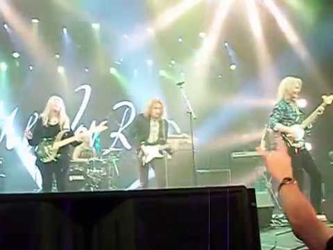 Uli Jon Roth@Full Metal Cruise III We`ll Burn The Sky (electric set in the theatre)