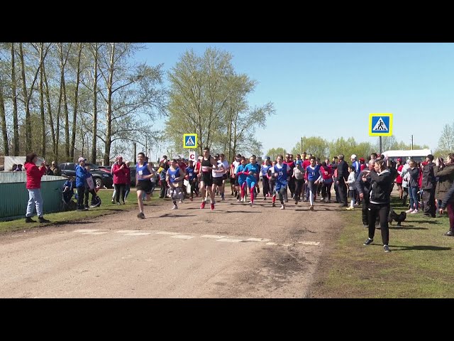 В Нурлате прошел легкоатлетический пробег памяти Героя Советского Союза Анатолия Кузнецова