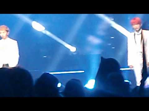 120811 Beauty and the Beast in Macau-On rainy days