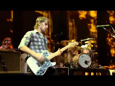 Foo Fighters live at iTunes Festival - Walk 1080p