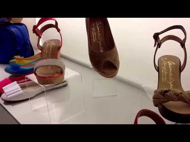 Vídeo relacionado con Tommy Hilfiger Flag FW0FW09225 - Alpargatas de cuña con punta cerrada para mujer, color negro (negro), 5