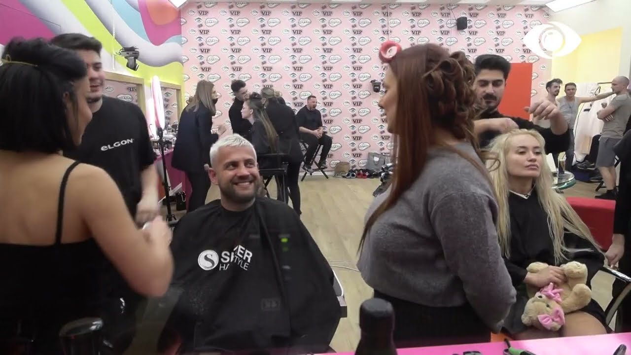 “E kam si motër”/ Luizi i puth Teas dorën: Nuk ma merr për keq…