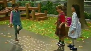 Barney Song : One, Two, Buckle My Shoe (Having Tens Of Fun !)