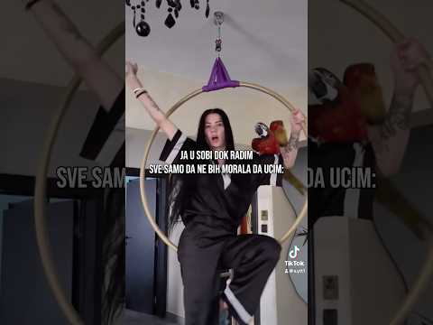 Ja kad moram da ucim🤣