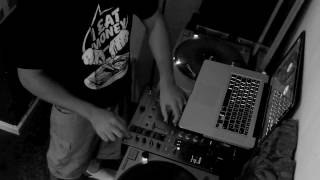 UK Funky House Mix 2011 - DJ Eazy B