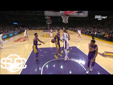 Lonzo Ball sustains shoulder injury | SportsCenter | ESPN