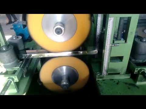 Automatic Pipe Polishing Machine