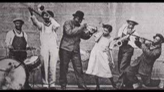 Sobbin&#39; Blues -  King Oliver&#39;s Creole Jazz Band