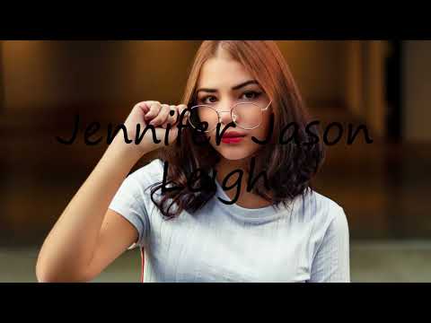 How to pronounce Jennifer Jason Leigh in English?