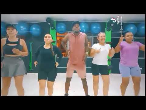 #mrblack ponlo aquí #elnegritodelswing83