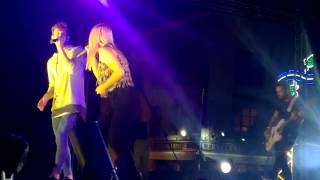 Lucía Gil ft Atacados Hasta Que Salga El Sol (16/09/16)