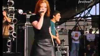 Garbage - Queer (live) at Bizarre 96 [4:3]
