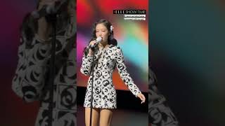 Jennie singing &quot;Fly me to the moon&quot; #jenniekim