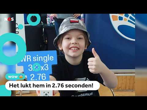 Jongen (9) breekt wereldrecord Rubik's kubus oplossen