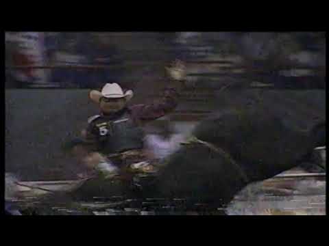 Gilbert Carrillo vs Soul Train - 96 PBR Guthrie (83 pts)