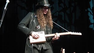 Justin Johnson, "Rooster Blues" at 2014 Port Fairy Folk Festival, Australia