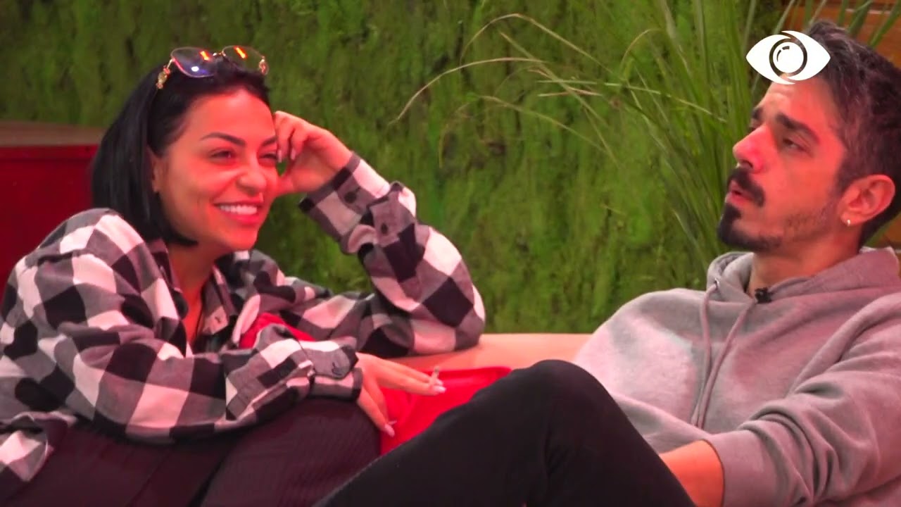 Është i paaftë/Amos për Gentin