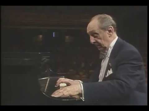 Vladimir Horowitz plays Liszt: Consolation No. 3 (1987)