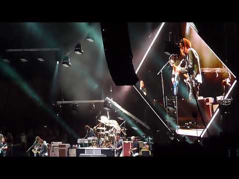 Foo Fighters and Joe Perry "Draw The Line" @ CalJam17