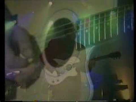 Early Tommy Emmanuel - Mountains of Truth