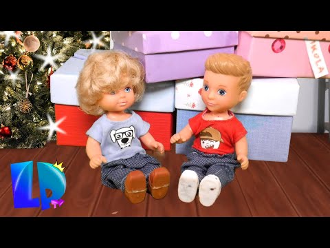 Rodzinka Barbie - Wigilijka Klasowa! Złodziej w szkole!Bajka dla dzieci po polsku.The Sims 4 Odc.148