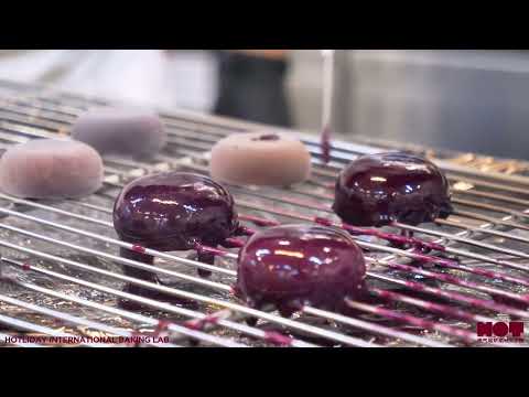 Technique show by French dessert MOF Arnold teacher