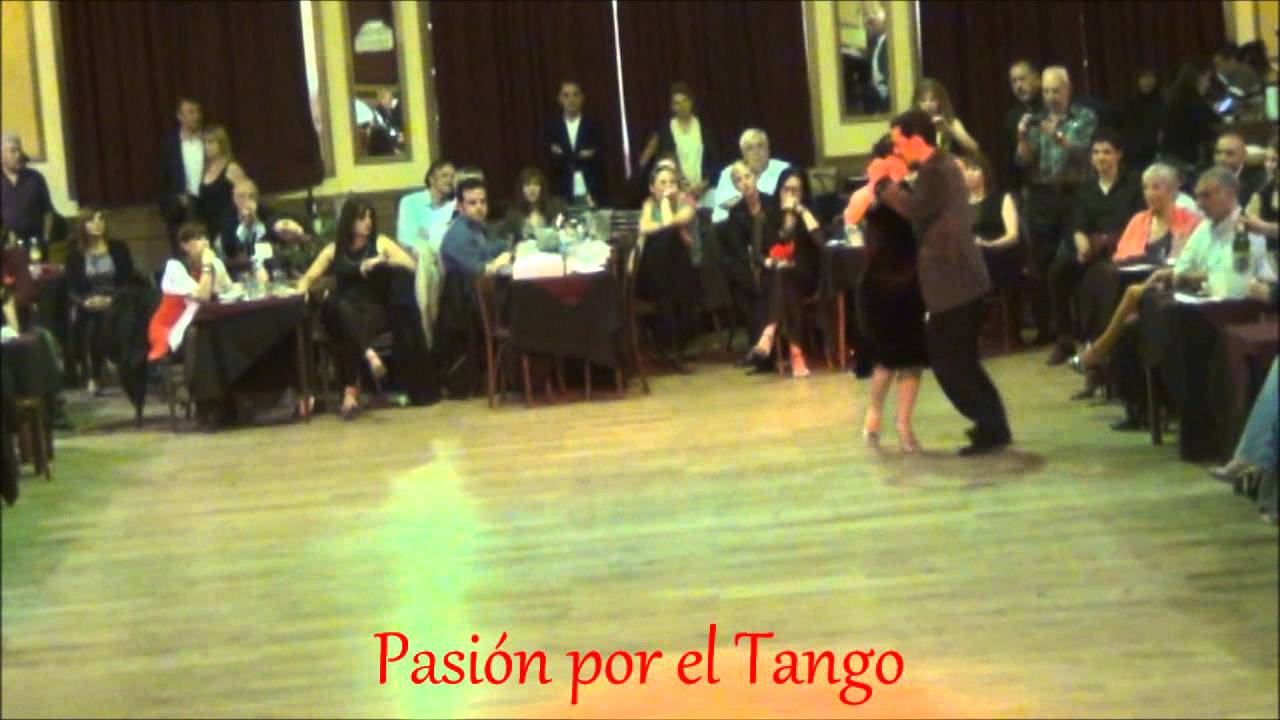 INES MUZZOPAPPA y DEMIAN GARCIA Bailando el Vals VALSECITO AMIGO en YIRA YIRA MILONGA