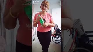 Download lagu Tante montok hot mp3