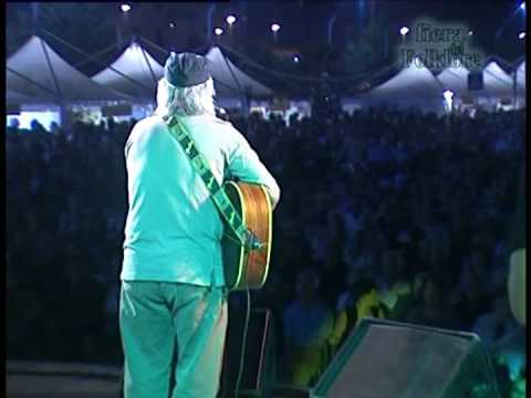 fiera del folklore ALGHERO 2005 piero marras in concerto by paul dessanti produzioni tv.