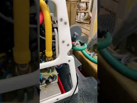 GEA r9500 robot milk rack,,,#service #farming #cows #maintenance  #farmer