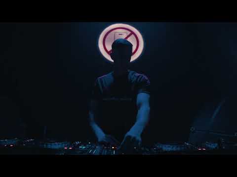 Bryan Kearney | Put Down Your Phones | The Telegraph Building Belfast