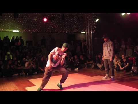 Chill-e Vs Fowkus @ HipHop Revolution 2011