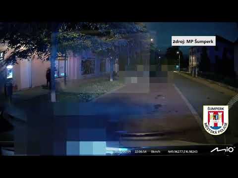 MP ŠUMPERK: Sexuálně obtěžoval dívku čekající na autobus, strážníci ho zadrželi