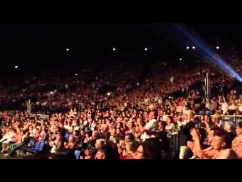 Florent Peyre standing!!!